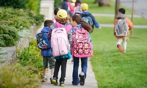 Cách bảo vệ trẻ em khỏi nạn bắt cóc, buôn người