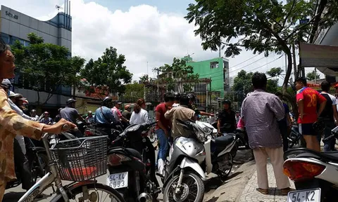 Công an nổ súng can ngăn 2 nữ sinh đánh nhau