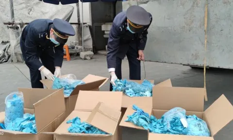 Khởi tố vụ án hình sự về “Tội buôn bán hàng cấm” đối với lô hàng găng tay đã qua sử dụng của Công ty TNHH Ngọc Diệp