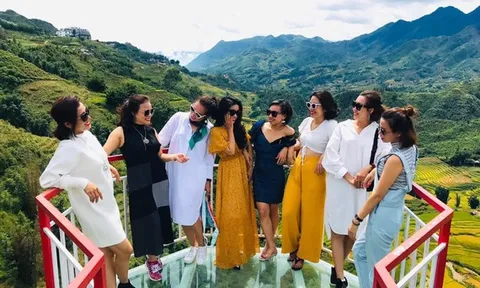 Du lịch đã khởi động trở lại, bắt đầu từ vùng xanh