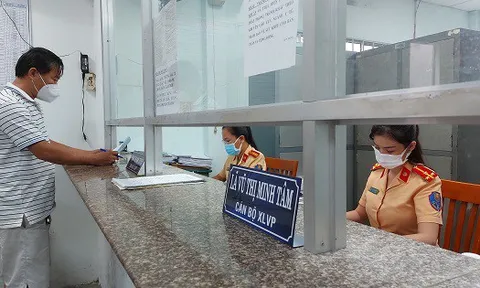 Tạm ngưng tiếp nhận hồ sơ đăng ký mới xe ô tô, xe máy ở TPHCM