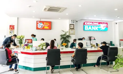 Độ trễ rủi ro của các nhà băng