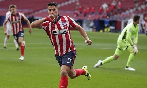 Benzema gỡ hòa derby Madrid, giúp Real nuôi hy vọng