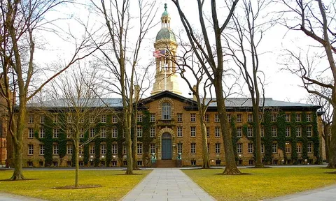 Đại học Princeton có thực sự tốt hơn Harvard?