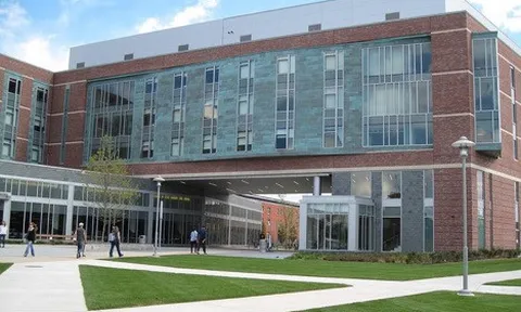 Nhiều học bổng hấp dẫn tại Salem State University