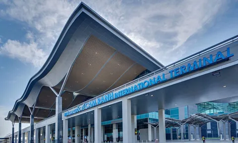 Nhà Ga Quốc tế Cam Ranh do “Vua hàng hiệu” làm chủ tịch được chứng nhận sân bay an toàn y tế