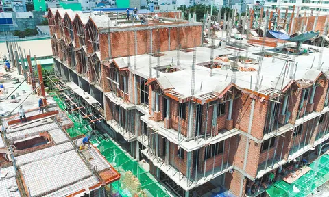 Giao dịch nhà phố, biệt thự tại Tp.HCM bất ngờ lao dốc