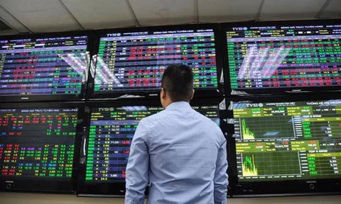 Chứng khoán tăng trưởng cao gấp nhiều lần nền kinh tế thực có thực sự đáng ngại?