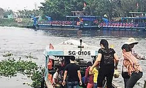 Ngưng hoạt động hai tuyến đường thủy tại TPHCM