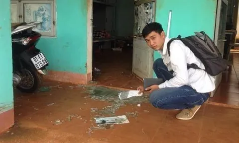 Thầy giáo dùng dao khống chế nữ giáo viên đòi 'quan hệ'